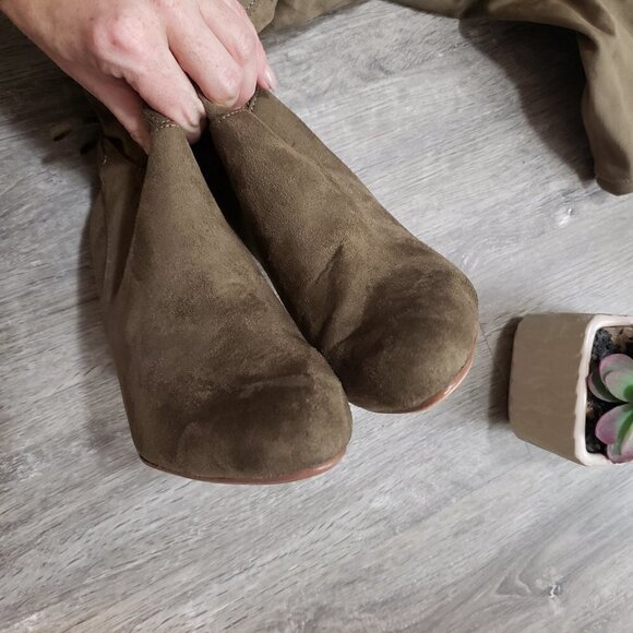 Shoedazzle Faux Suede Over The Knee Heeled Boots Sz 9 Taupe - Picture 5 of 9